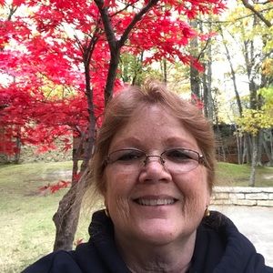 Meet your Posher, Beverly